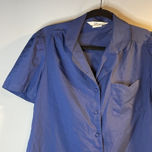 Vintage navy blue button down short sleeve blouse - Picture 9 of 12